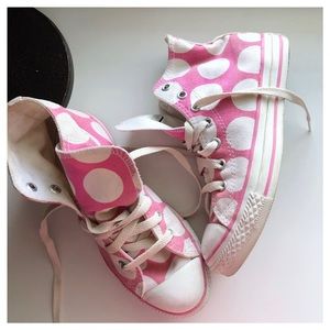 Pink and White Polka Dot Hight Top Converse